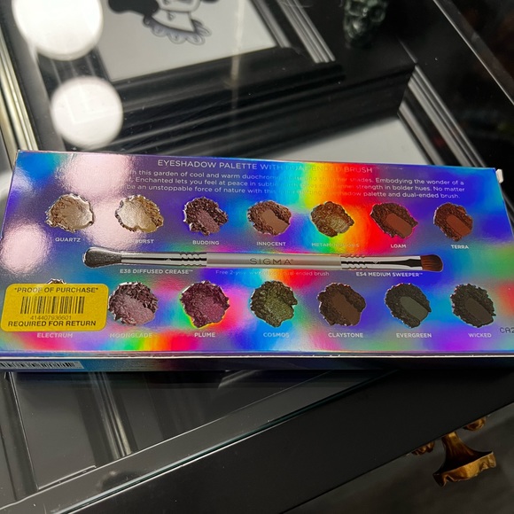 SIGMA enchanted eyeshadow palette brand new - Picture 4 of 5